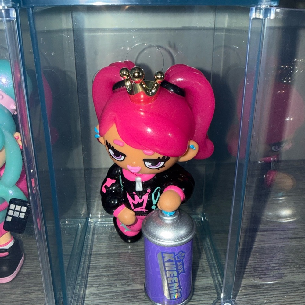 (7) XOX Kweenie Fearless Collection Dolls Bundle - Picture 4 of 11